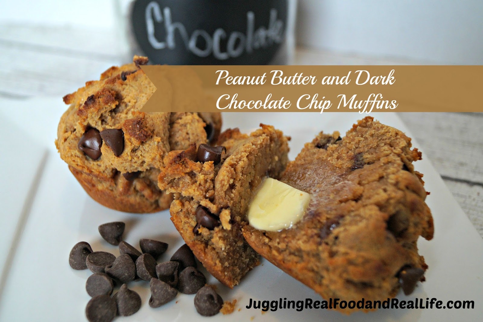 Easy Real Food Recipes:  Peanut Butter and Dark Chocolate Chip Muffins