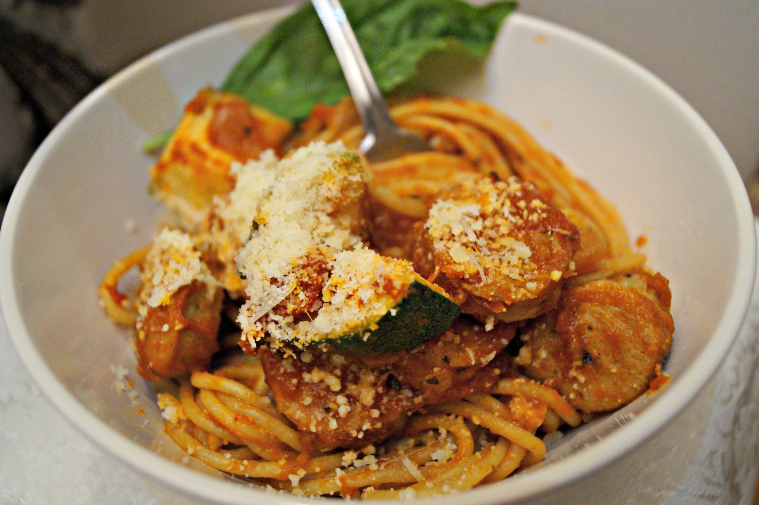 Ragu Homestyle:  Family Dinner Simmered In Tradition