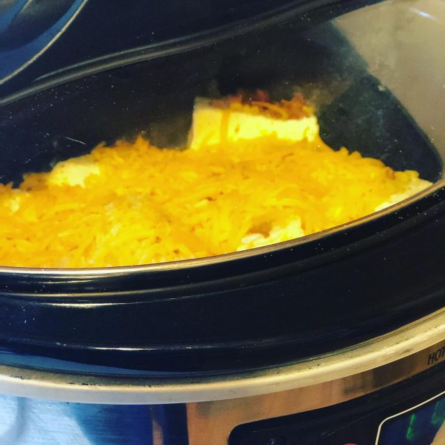 Dinner in the crockpot and we’re ready for our busy day. These kids are going to be hungry at the end of the day and I’m going to be ready! #crockpotmeals #crockpot #crockpotchicken #busymomlife #workingmom #jugglingrealfoodandreallife #realfood #eatrealfood